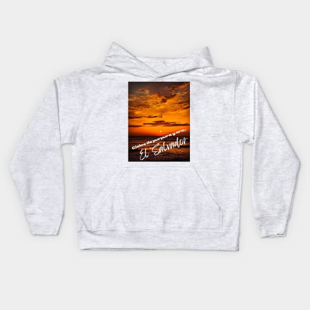 Atardecer en una playa de El Salvador Kids Hoodie by Talcomunca